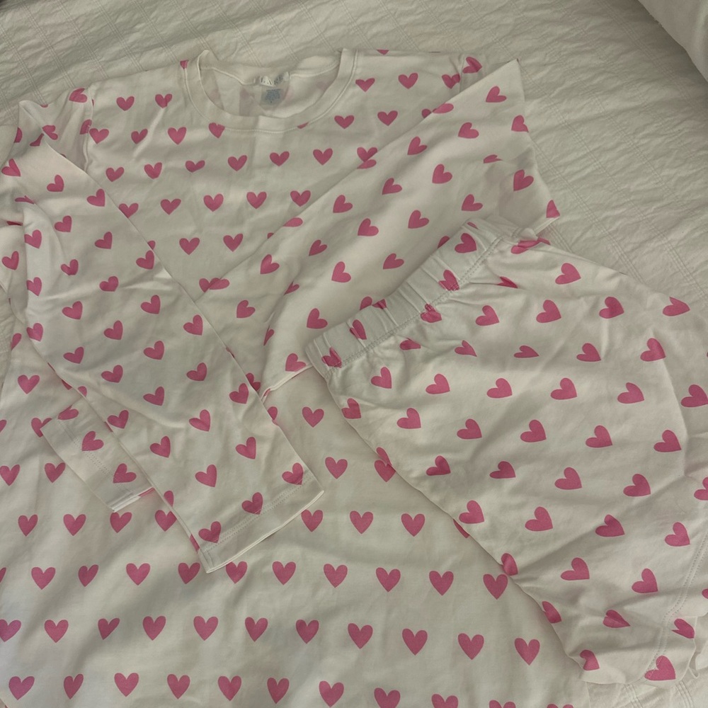 NWOT lake Valentine’s Day heart pajama shorts and long sleeve set
